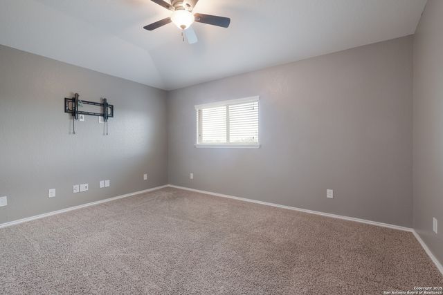 213 Stoeger Dr, New Braunfels, TX 78130