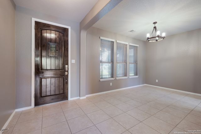213 Stoeger Dr, New Braunfels, TX 78130