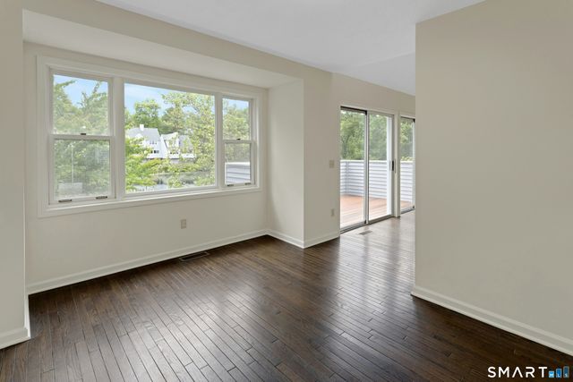 70 Wilton Crest 70, Wilton, CT 06897