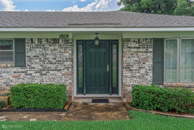 1919 Camille Street, Bossier City, LA 71112