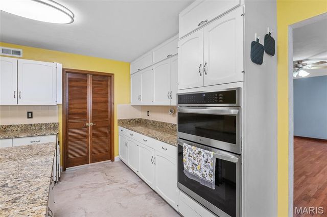 1029 Heatherwood Drive, O'fallon, IL 62269