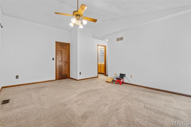 1029 Heatherwood Drive, O'fallon, IL 62269