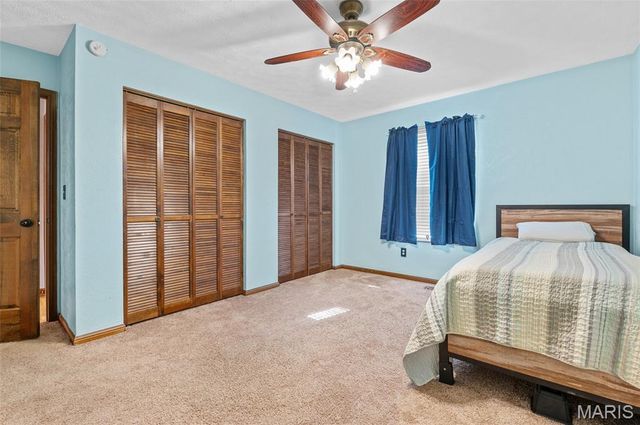 1029 Heatherwood Drive, O'fallon, IL 62269