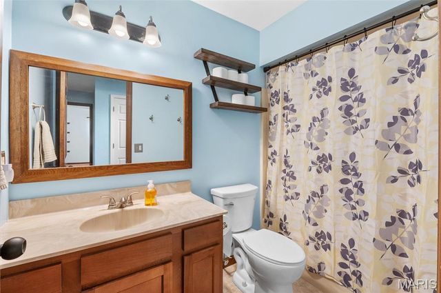 1029 Heatherwood Drive, O'fallon, IL 62269