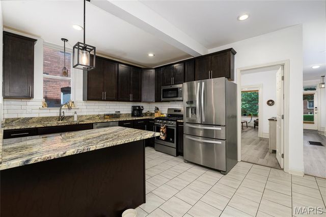 4036 Shaw Boulevard, St Louis, MO 63110