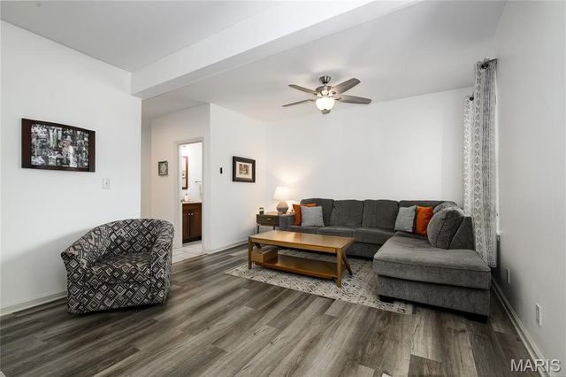 4036 Shaw Boulevard, St Louis, MO 63110