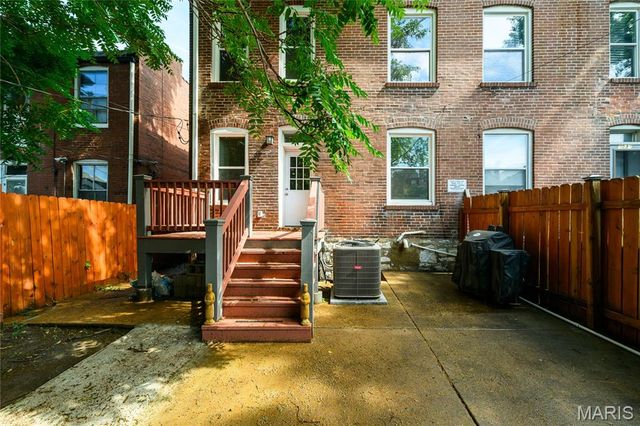 4036 Shaw Boulevard, St Louis, MO 63110
