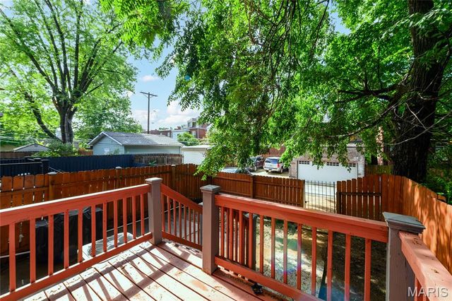 4036 Shaw Boulevard, St Louis, MO 63110