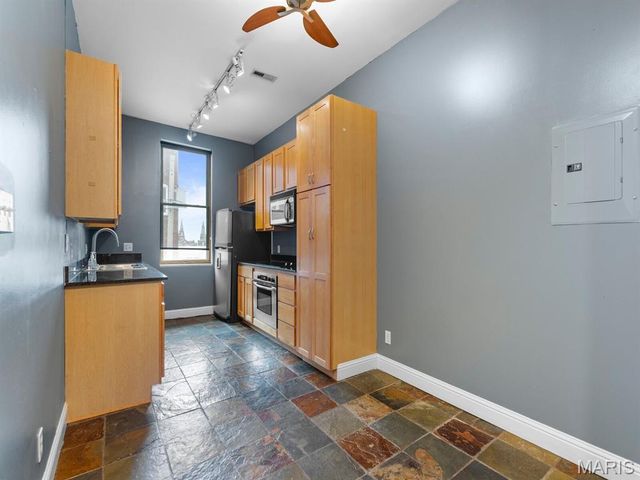 1714 Tucker Avenue D, St Louis, MO 63104