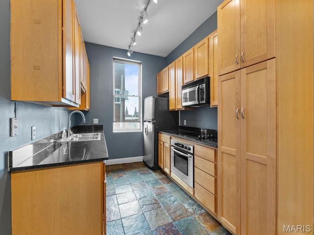 1714 Tucker Avenue D, St Louis, MO 63104