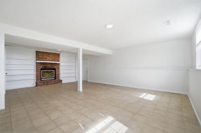 6 N Cottonwood Court, Alexandria, KY 41001