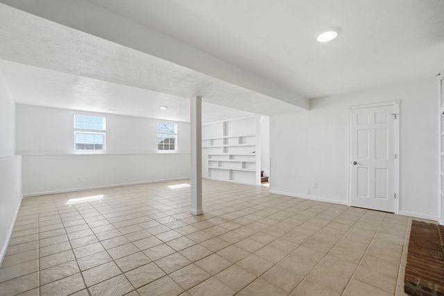 6 N Cottonwood Court, Alexandria, KY 41001