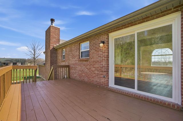 6 N Cottonwood Court, Alexandria, KY 41001