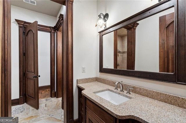 989 Middle Fork Trail, Suwanee, GA 30024