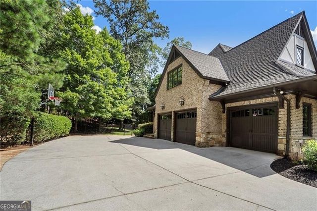 989 Middle Fork Trail, Suwanee, GA 30024