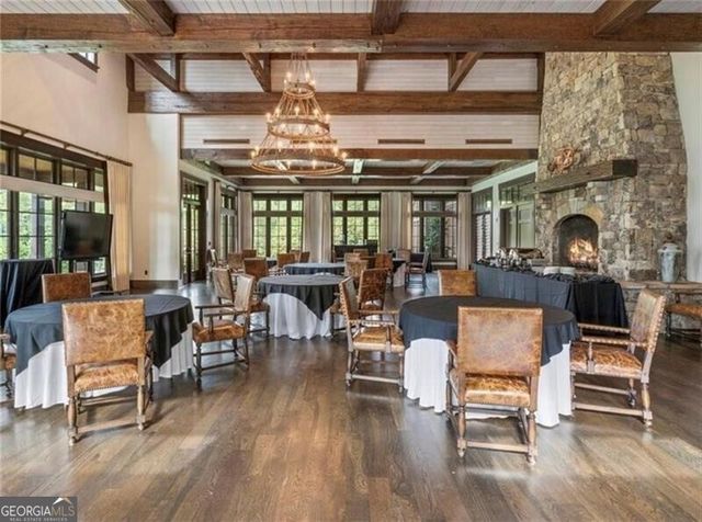 989 Middle Fork Trail, Suwanee, GA 30024