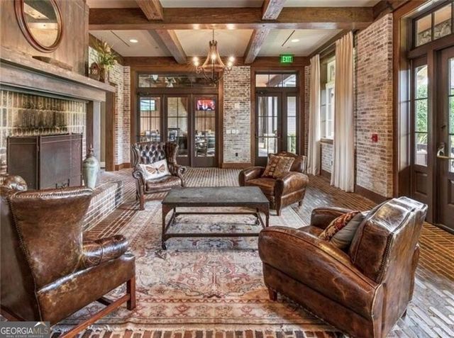 989 Middle Fork Trail, Suwanee, GA 30024