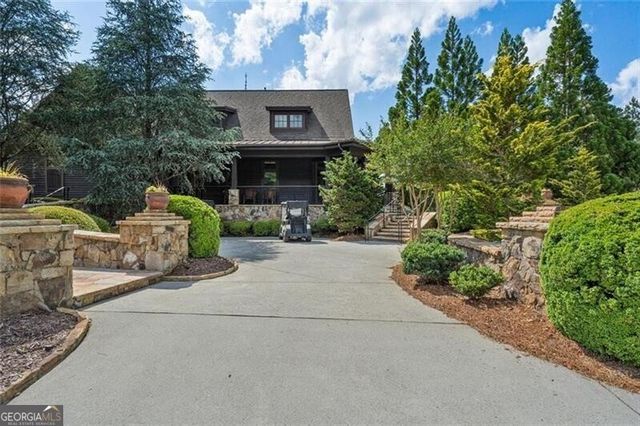 989 Middle Fork Trail, Suwanee, GA 30024