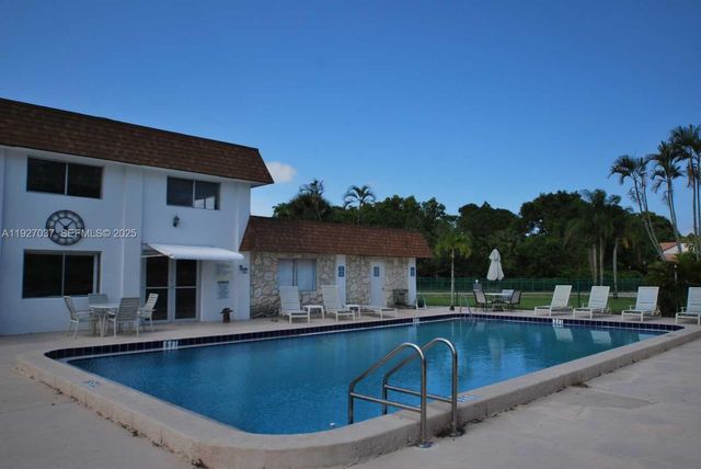 6289 Lear Dr 306, Lake Worth, FL 33462