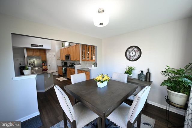25 ABRAMS DR, Florence, NJ 08518