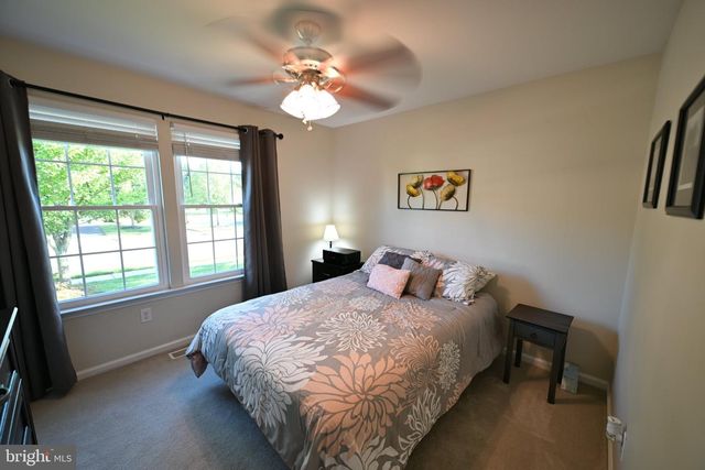 25 ABRAMS DR, Florence, NJ 08518