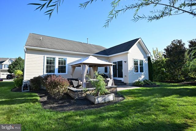 25 ABRAMS DR, Florence, NJ 08518