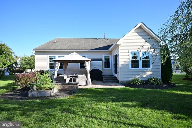 25 ABRAMS DR, Florence, NJ 08518