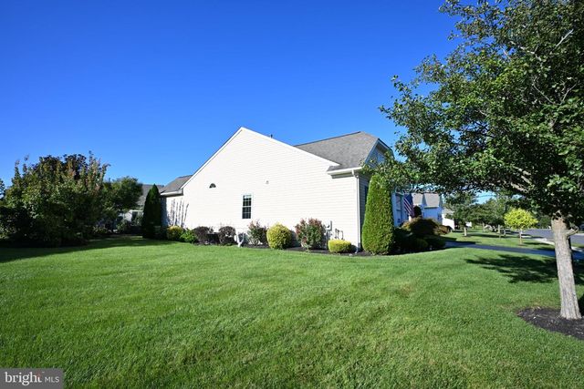 25 ABRAMS DR, Florence, NJ 08518