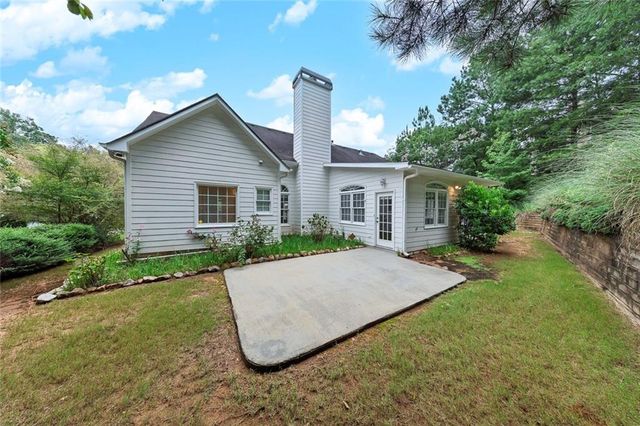 457 Crestview Drive, Dallas, GA 30157