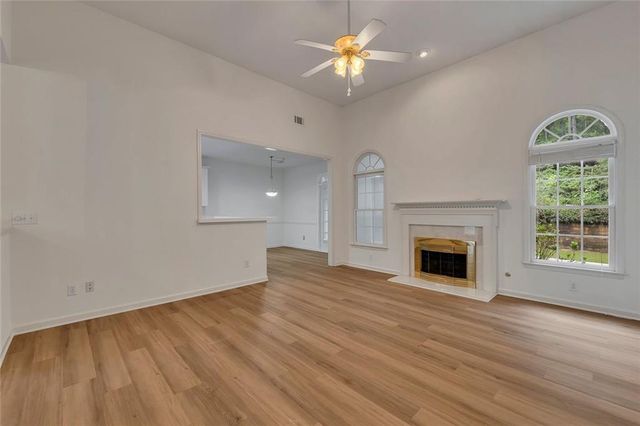 457 Crestview Drive, Dallas, GA 30157
