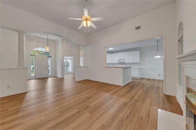457 Crestview Drive, Dallas, GA 30157