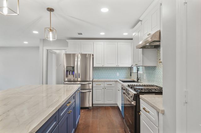 9313 Livernois Road, Houston, TX 77080