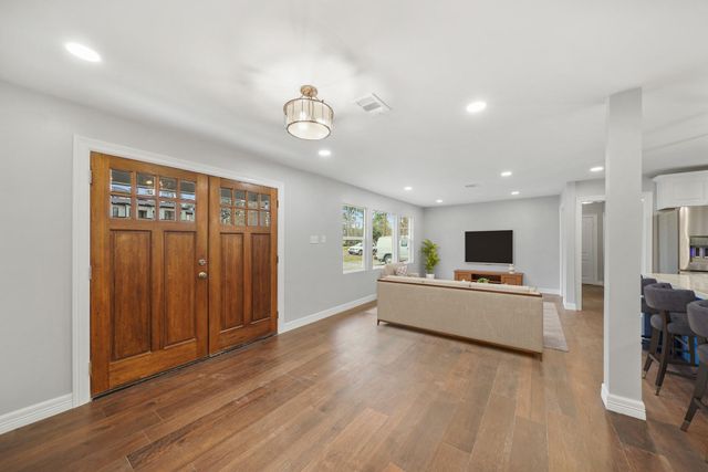 9313 Livernois Road, Houston, TX 77080
