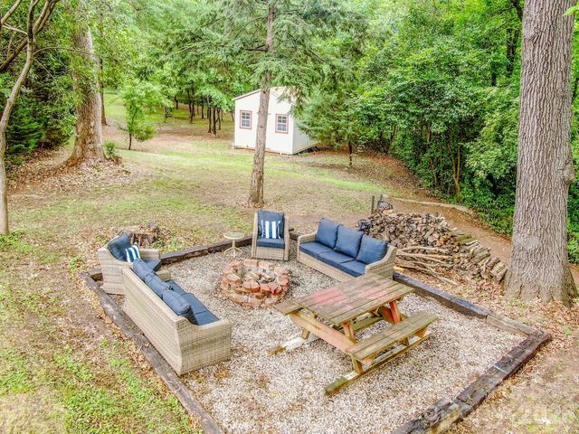 1204 E Catawba Street, Belmont, NC 28012