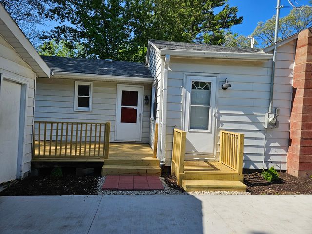 3015 Ezekiel Avenue, Zion, IL 60099