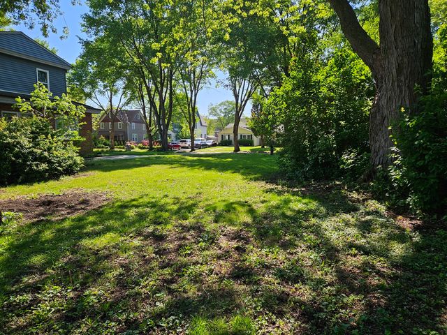 3015 Ezekiel Avenue, Zion, IL 60099