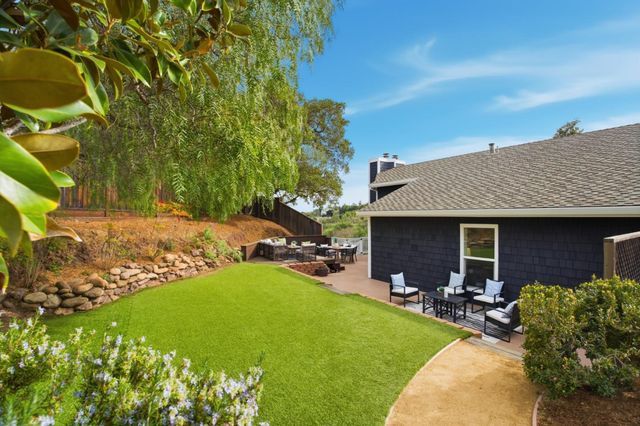 3338 Oak Knoll Drive, Redwood City, CA 94062