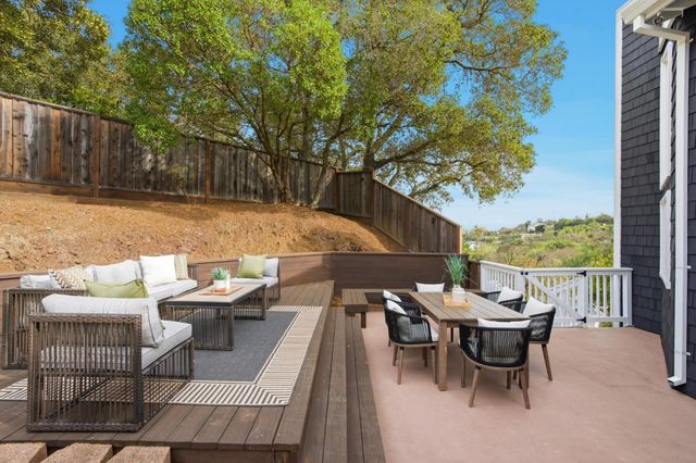 3338 Oak Knoll Drive, Redwood City, CA 94062