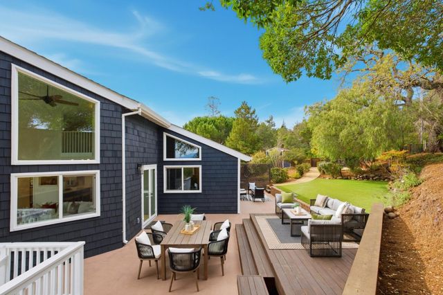 3338 Oak Knoll Drive, Redwood City, CA 94062