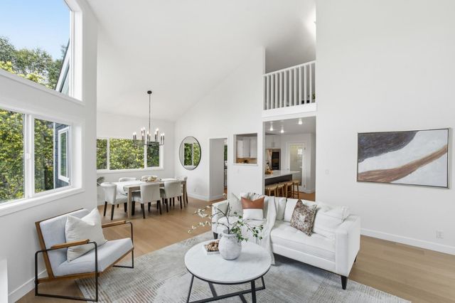 3338 Oak Knoll Drive, Redwood City, CA 94062