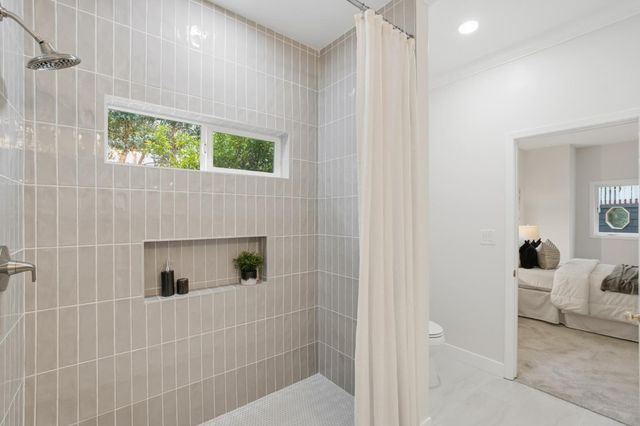 3338 Oak Knoll Drive, Redwood City, CA 94062