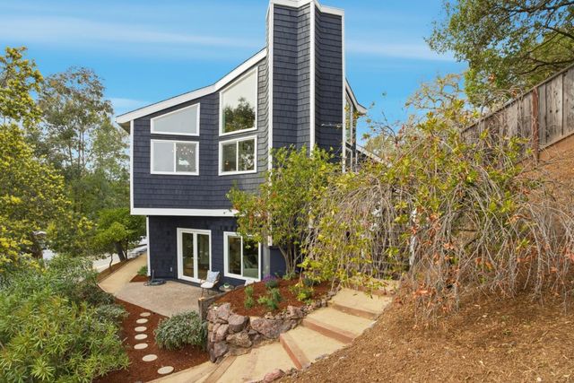 3338 Oak Knoll Drive, Redwood City, CA 94062