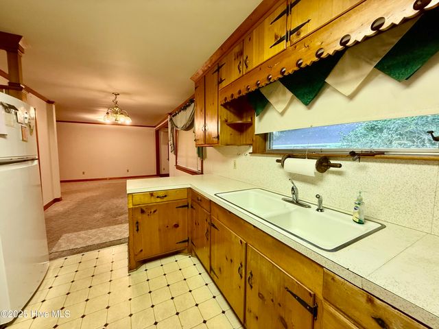 102 Long Ridge Road, Plymouth, NC 27962