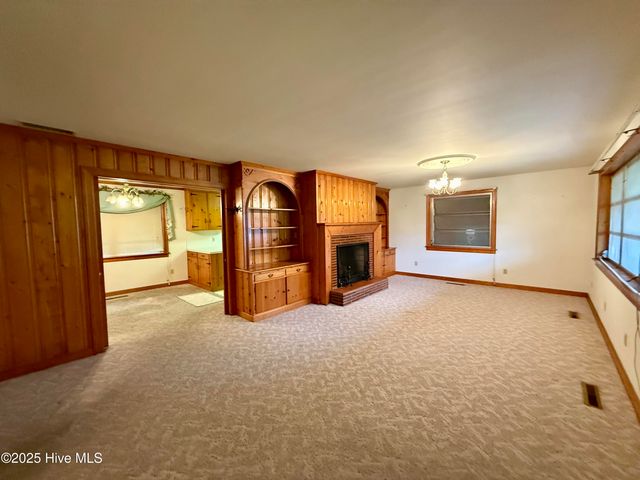 102 Long Ridge Road, Plymouth, NC 27962