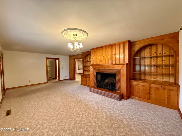 102 Long Ridge Road, Plymouth, NC 27962