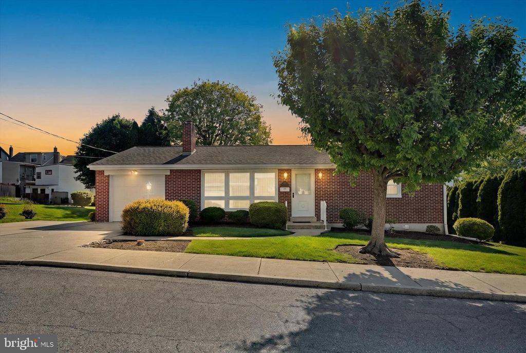 322 TAYLOR ST, Lebanon, PA 17042