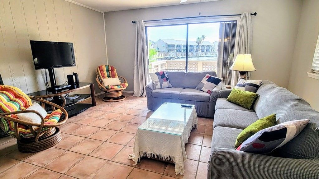 2004 Bayhouse Dr 2004, Rockport, TX 78382 — photo 4