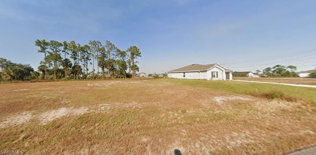1605 NE 33rd TER, CAPE CORAL, FL 33909 — photo 3