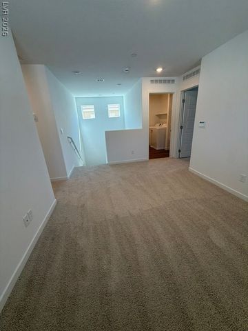 924 Alethea River Avenue, North Las Vegas, NV 89084