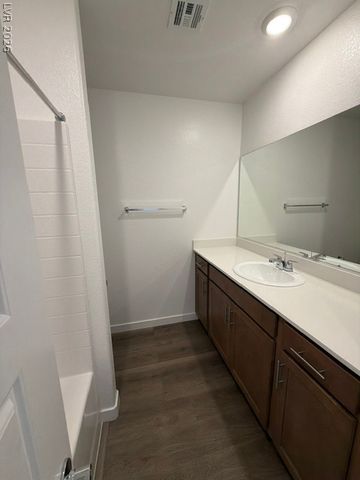 924 Alethea River Avenue, North Las Vegas, NV 89084
